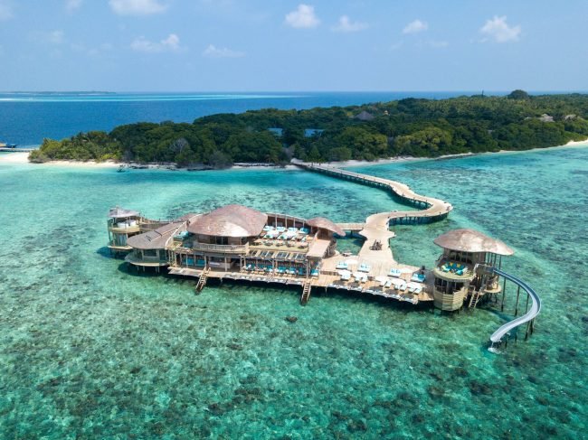 Out-of-the-Blue-Restaurant-at-Soneva-Fushi-