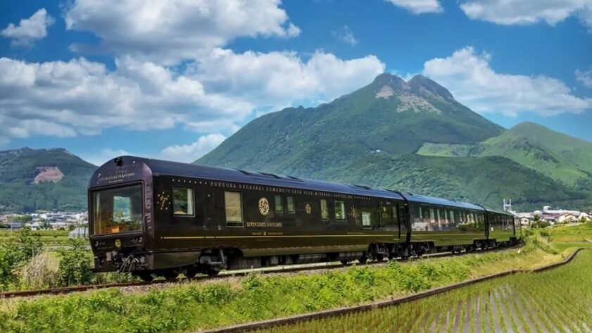 Seven Stars in Kyushu Train-Luxury-Travel