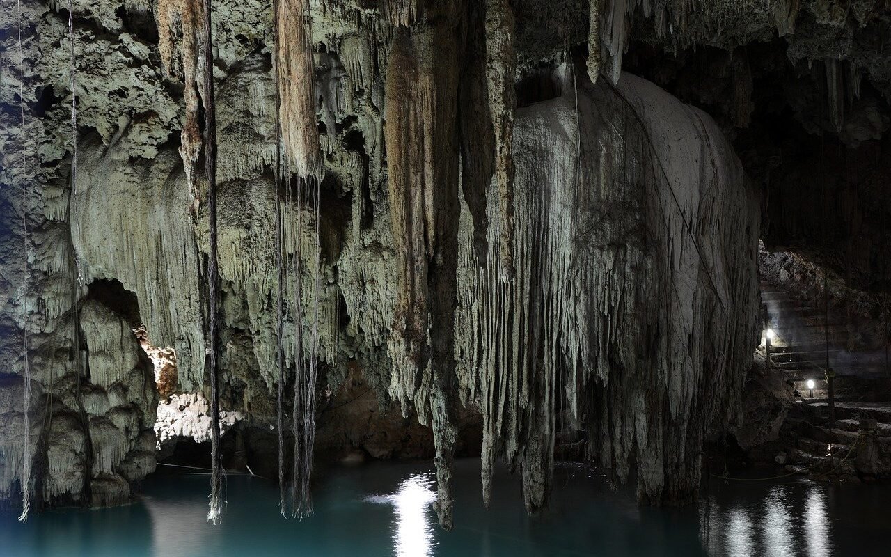 Mexico-Cenote