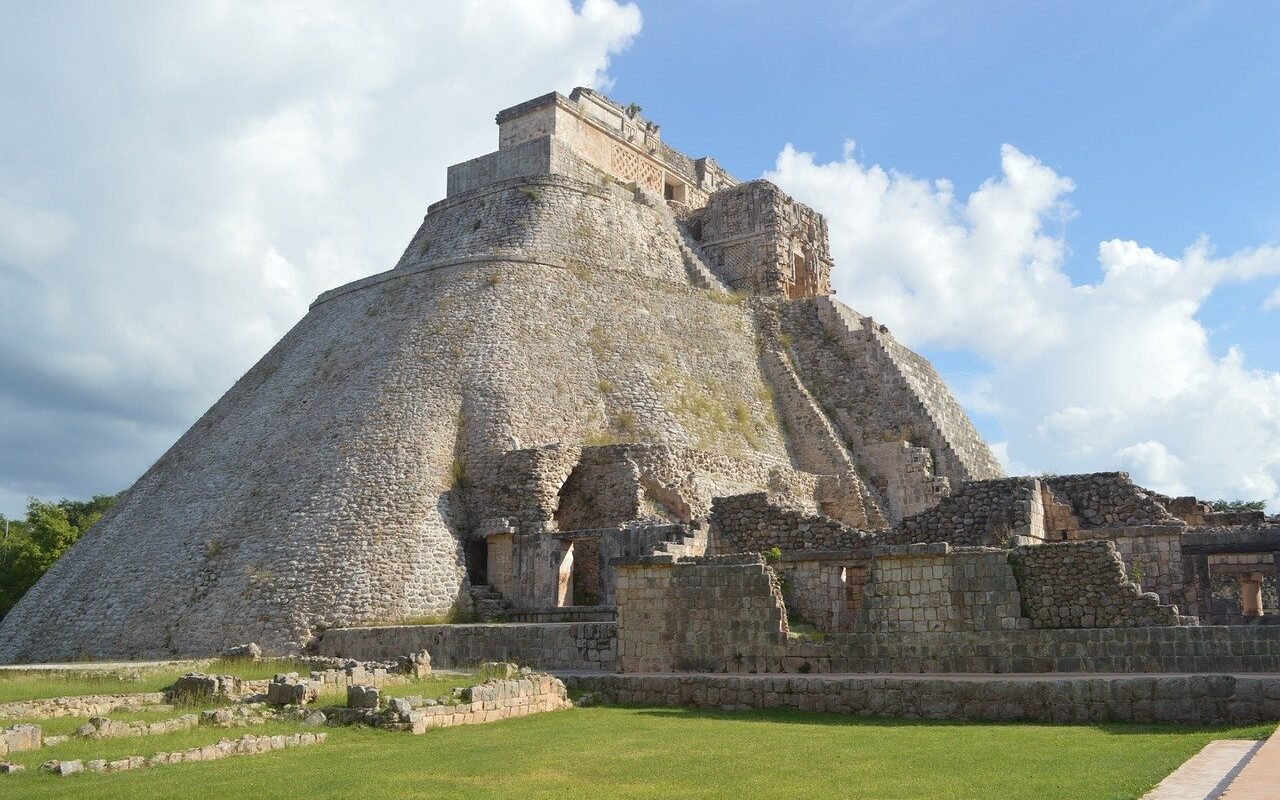 Discover Mexico, Pyramids