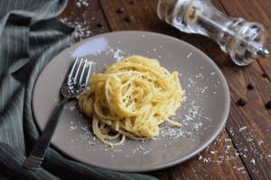 Cacio e pepe pasta, Rome